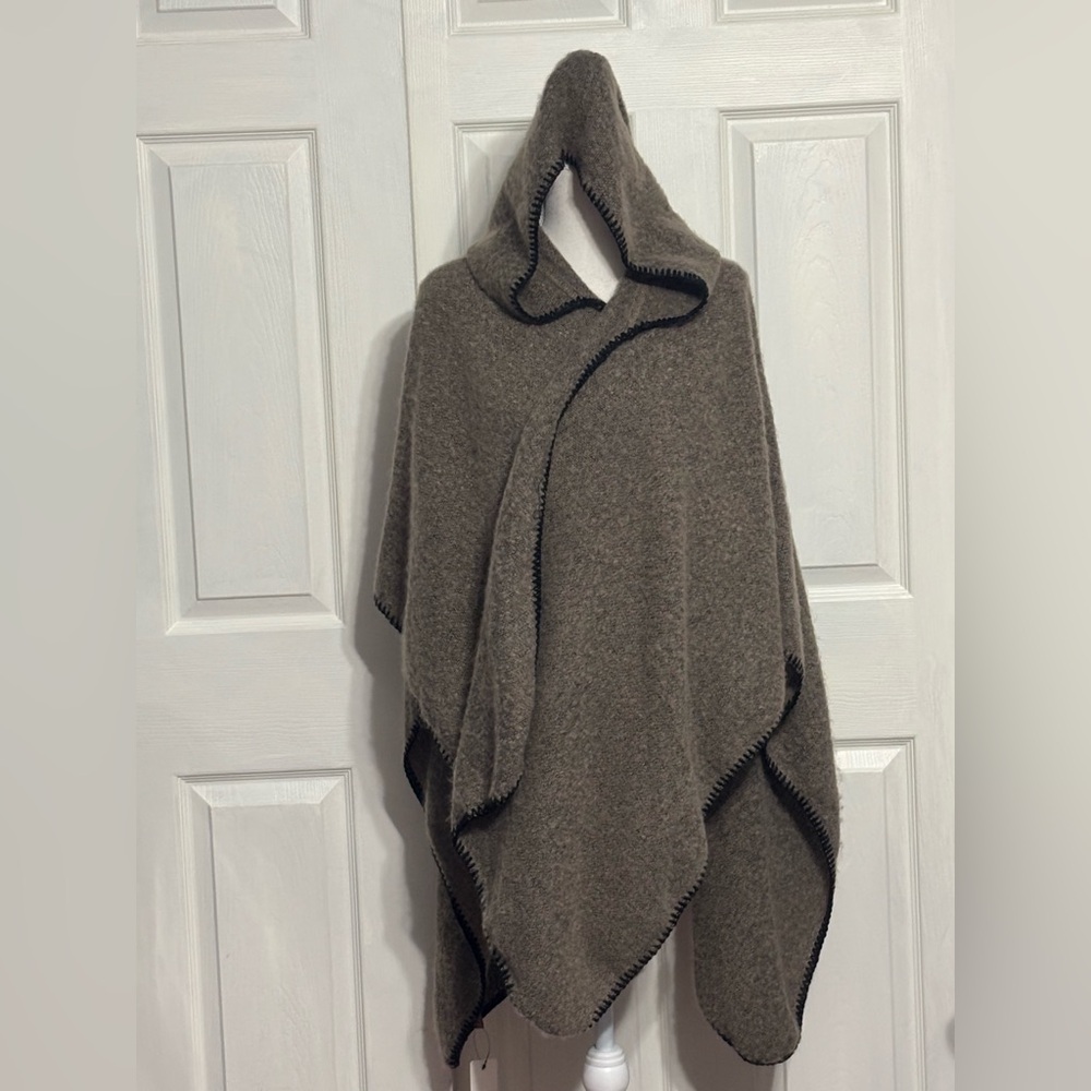 LOF Tan/Brown Hooded Blanket Wrap Poncho Cape with Black Stitch Trim Size OSFM